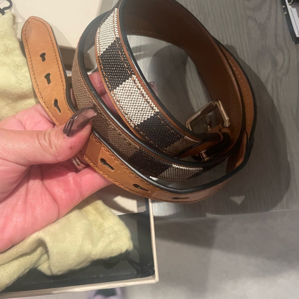 Gently used Women’s Burberry Belt - Picture 3 of 6
